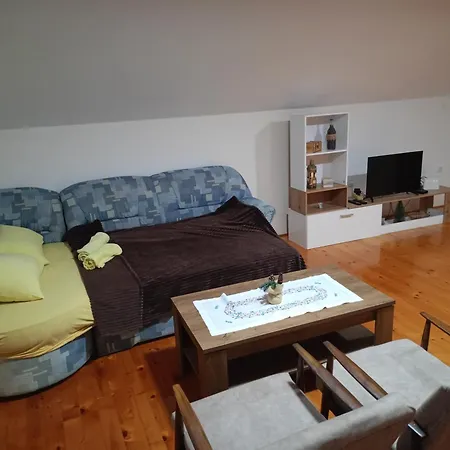 Dedinje Semesterbostad *